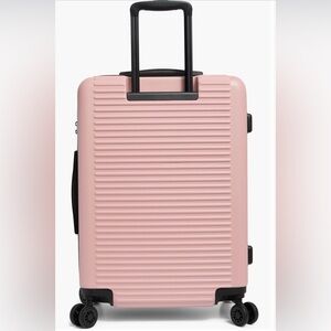 CALPAK
Tustin 24-Inch
Hardside Luggage